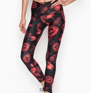 XS Victoria’s Secret leggings black/rose design